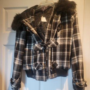 Women's Forever 21 Zippered Hooded Jacket  New w/tags!!! Size: P/S